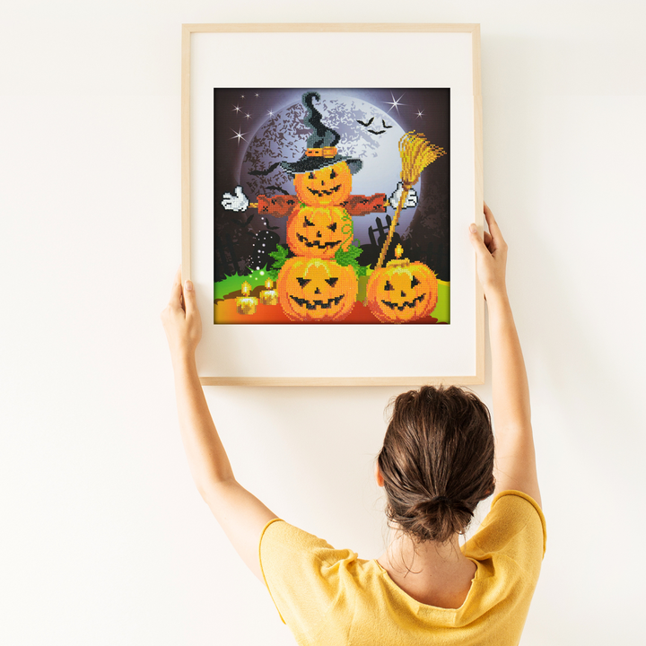 Halloween Scarecrow Diamond Painting Kit with pumpkins, bats, and autumn décor. Fun diamond art kit for adults, perfect for Halloween décor and gifts.