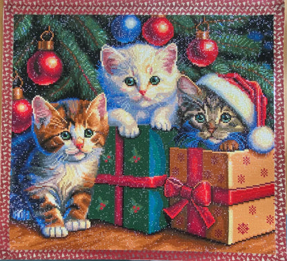 🎁🐱 Christmas Kitten & Gift Diamond Painting Kit ✨