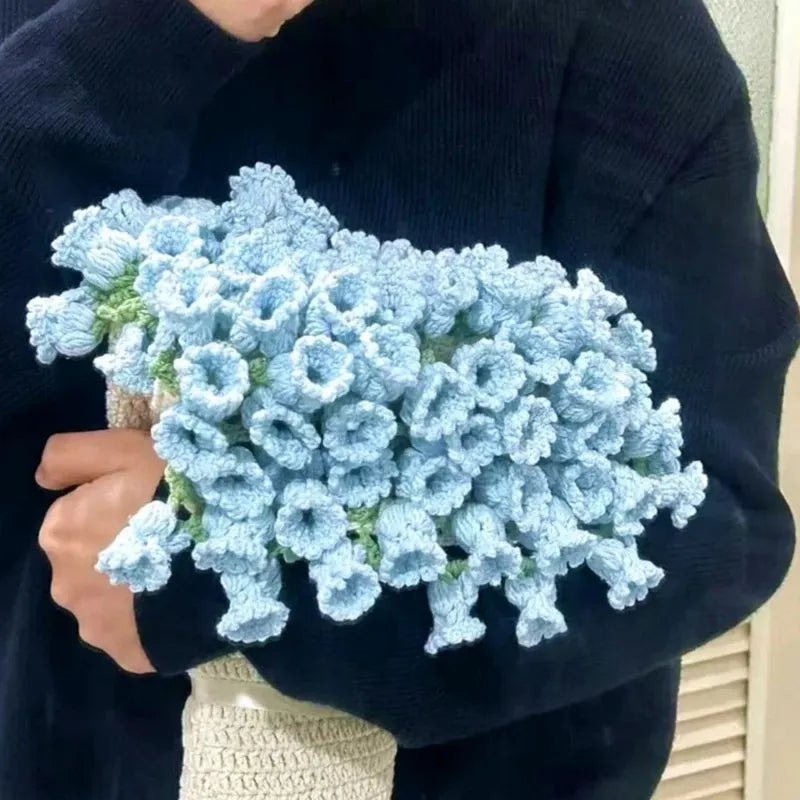 🎄🌹 Handwoven Christmas Rose Blanket – Cozy Holiday Gift ✨