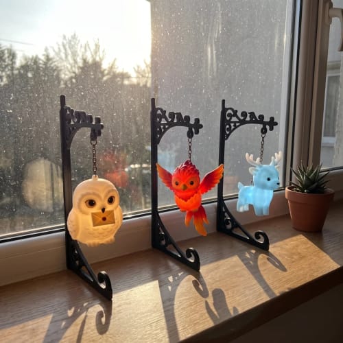 Magical Figurine Book Nook Light – LED Fantasy Bookshelf Decoration