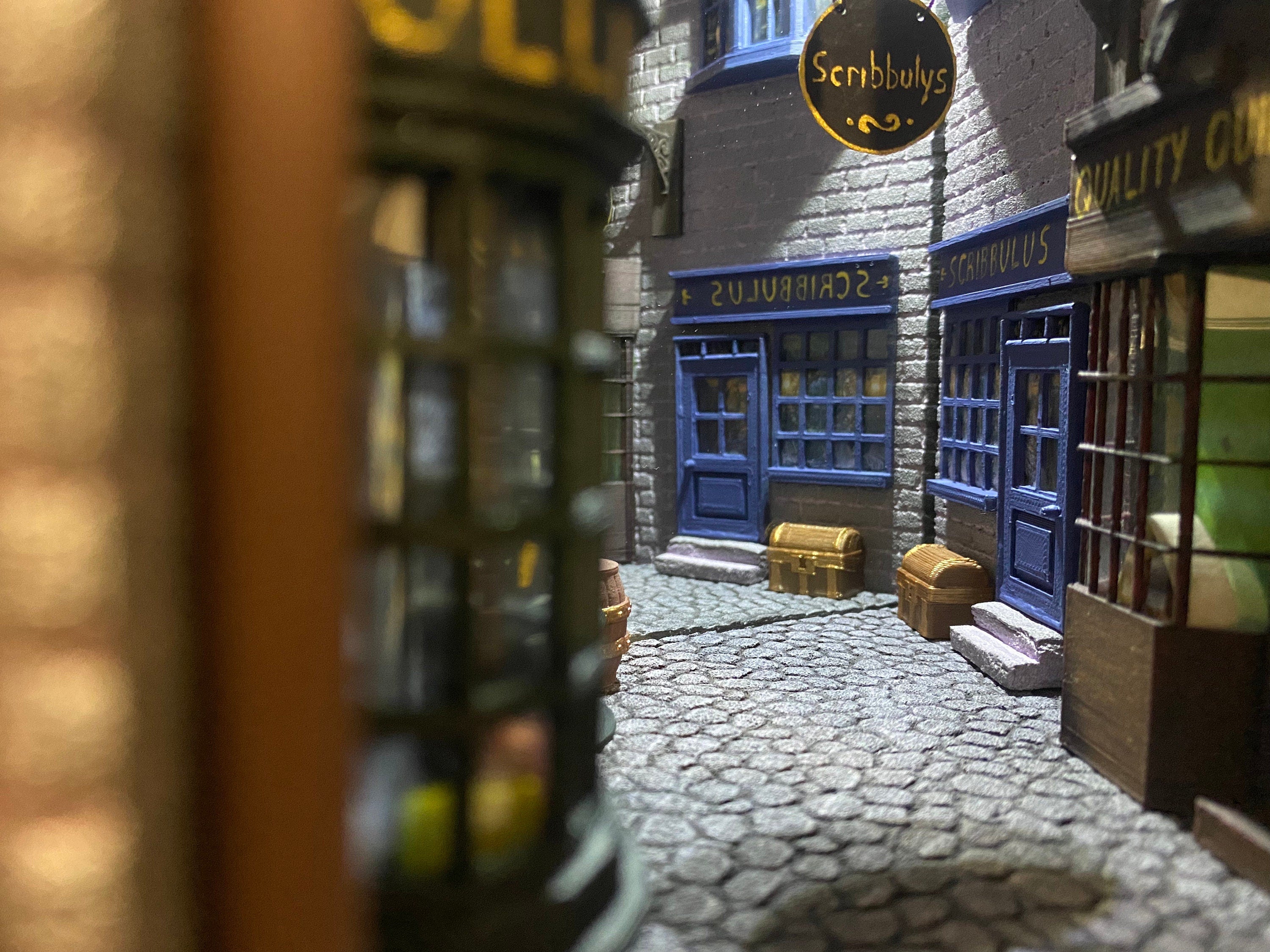 Harry.Potter Magic Alley Miniature Street Book Nook Insert