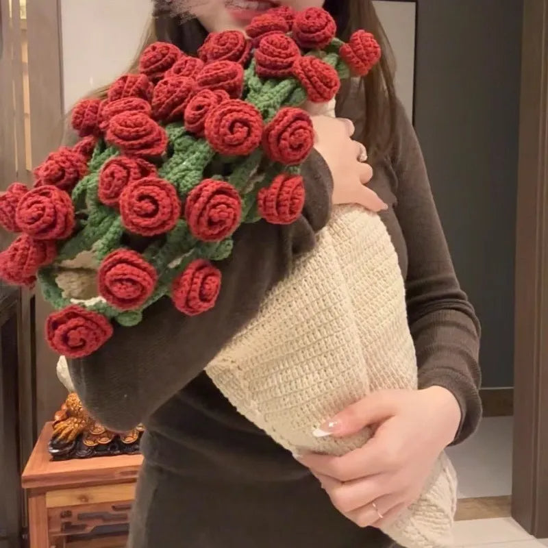 🎄🌹 Handwoven Christmas Rose Blanket – Cozy Holiday Gift ✨