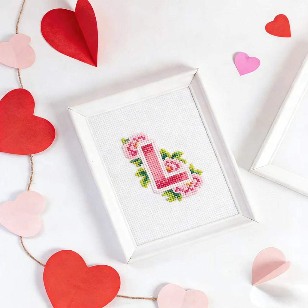 💖 Love and Romance Diamond Painting Kit